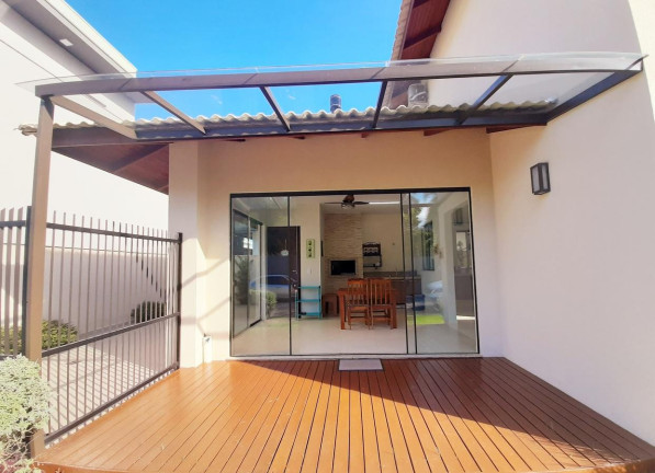 Imagem Sobrado com 3 Quartos à Venda, 284 m² em Centro - Balneário Piçarras Imagem Sobrado com 3 Quartos à Venda, 284 m² em Centro - Balneário Piçarras