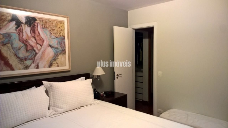Imagem Apartamento com 3 Quartos à Venda, 205 m² em Vila Nova Conceição - São Paulo Imagem Apartamento com 3 Quartos à Venda, 205 m² em Vila Nova Conceição - São Paulo