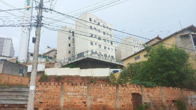 Imóvel com 2 Quartos à Venda, 41 m² em Juliana - Belo Horizonte