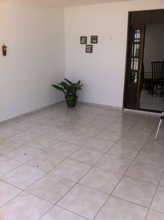Imagem Casa com 4 Quartos à Venda, 220 m² em Lagoa Nova - Natal Imagem Casa com 4 Quartos à Venda, 220 m² em Lagoa Nova - Natal