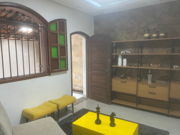 Imagem Casa com 3 Quartos à Venda, 300 m² em Caiçaras - Belo Horizonte Imagem Casa com 3 Quartos à Venda, 300 m² em Caiçaras - Belo Horizonte