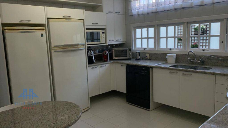 Imagem Casa com 3 Quartos à Venda, 376 m² em Córrego Grande - Florianópolis
