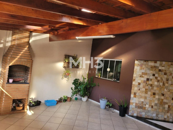 Casa com 3 Quartos à Venda, 132 m² em Parque Nova Carioba - Americana