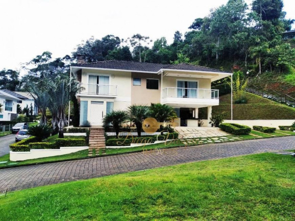 Casa com 4 Quartos à Venda, 450 m² em Quebra Frascos - Teresópolis