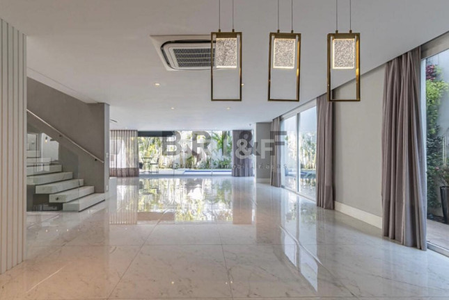 Imagem Casa com 3 Quartos à Venda, 600 m² em Granja Julieta - São Paulo Imagem Casa com 3 Quartos à Venda, 600 m² em Granja Julieta - São Paulo