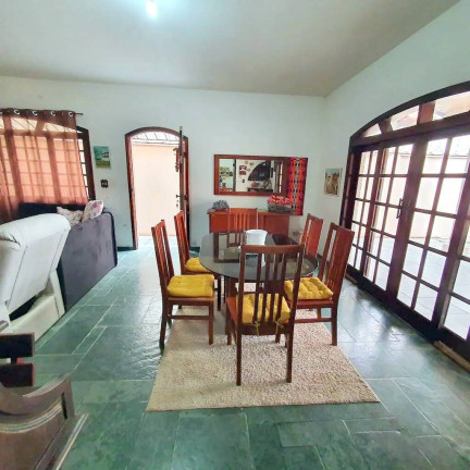 Imagem Casa com 3 Quartos à Venda, 350 m² em Estância Balneária Maria Helena Novaes - Peruíbe Imagem Casa com 3 Quartos à Venda, 350 m² em Estância Balneária Maria Helena Novaes - Peruíbe