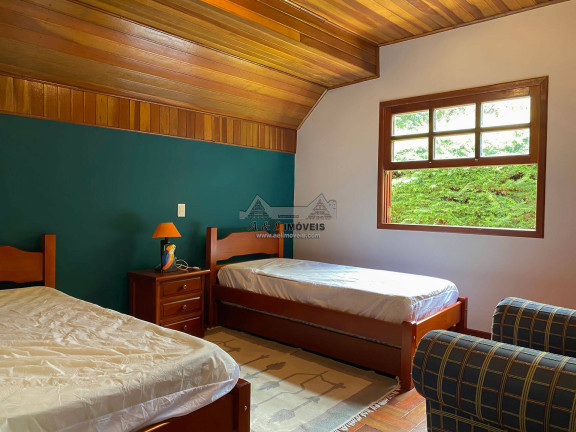 Imagem Casa com 6 Quartos à Venda, 300 m² em Alto Capivari - Campos Do Jordão Imagem Casa com 6 Quartos à Venda, 300 m² em Alto Capivari - Campos Do Jordão