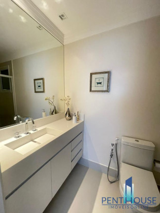 Imagem Apartamento com 3 Quartos à Venda, 117 m² em Centro - Balneário Camboriú