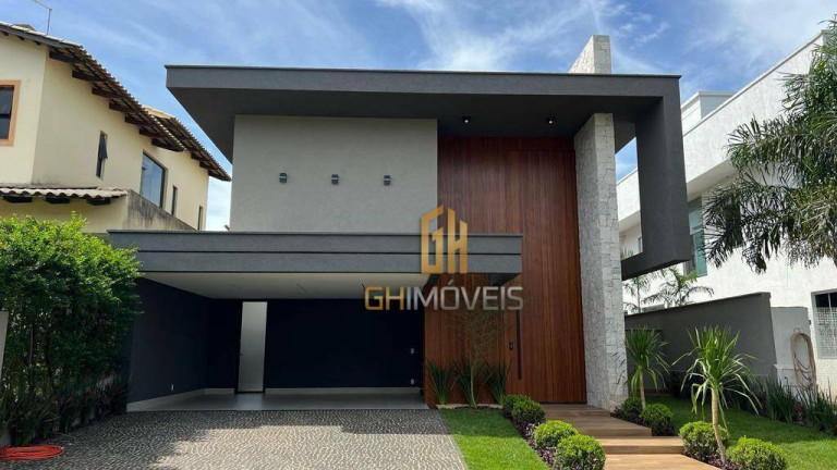 Imagem Sobrado com 4 Quartos à Venda, 290 m² em Jardins Madri - Goiânia Imagem Sobrado com 4 Quartos à Venda, 290 m² em Jardins Madri - Goiânia