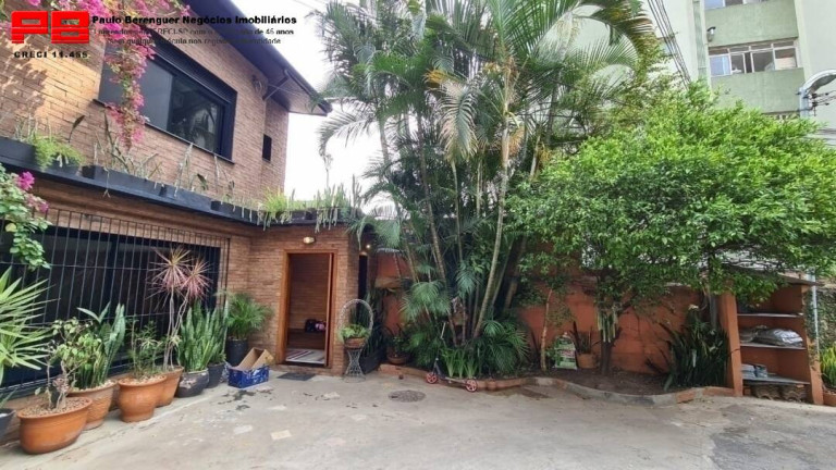 Imagem Casa com 2 Quartos à Venda, 200 m² em Vila Olímpia - São Paulo Imagem Casa com 2 Quartos à Venda, 200 m² em Vila Olímpia - São Paulo