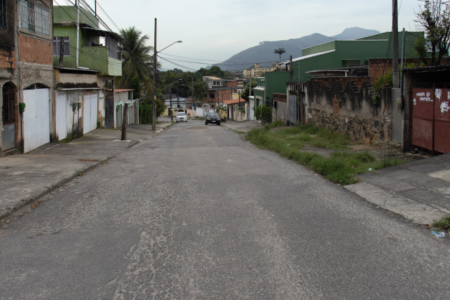 Imagem Sobrado com 2 Quartos à Venda, em Campo Grande - Rio De Janeiro Imagem Sobrado com 2 Quartos à Venda, em Campo Grande - Rio De Janeiro