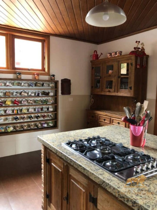 Imagem Casa com 5 Quartos para Temporada, 240 m² em Descansópolis - Campos Do Jordão Imagem Casa com 5 Quartos para Temporada, 240 m² em Descansópolis - Campos Do Jordão