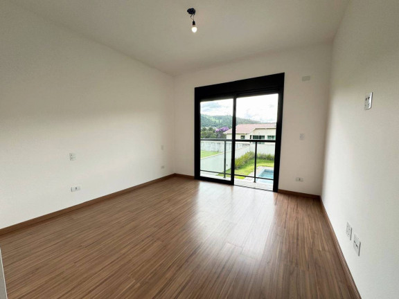 Imagem Casa com 3 Quartos à Venda,  em Poços De Caldas