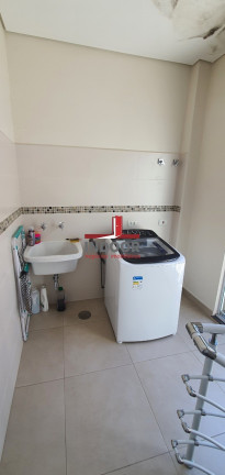 Imagem Casa com 2 Quartos à Venda, 120 m² em Vila Nivi - São Paulo Imagem Casa com 2 Quartos à Venda, 120 m² em Vila Nivi - São Paulo