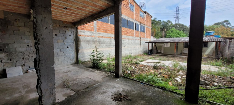 Imagem Imóvel com 2 Quartos à Venda, 650 m² em Jardim Itacolomi - Itapevi Imagem Imóvel com 2 Quartos à Venda, 650 m² em Jardim Itacolomi - Itapevi