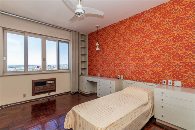 Imagem Apartamento com 3 Quartos à Venda, 169 m² em Independência - Porto Alegre Imagem Apartamento com 3 Quartos à Venda, 169 m² em Independência - Porto Alegre