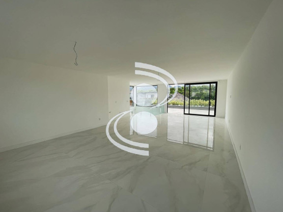 Imagem Casa com 4 Quartos à Venda, 400 m² em Recreio Dos Bandeirantes - Rio De Janeiro Imagem Casa com 4 Quartos à Venda, 400 m² em Recreio Dos Bandeirantes - Rio De Janeiro
