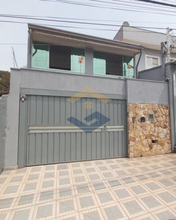 Casa com 4 Quartos à Venda, 215 m² em Vila Galvão - Jundiaí