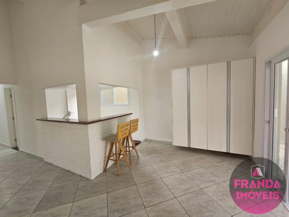 Imagem Casa com 3 Quartos à Venda, 185 m² em Centro - Ubatuba