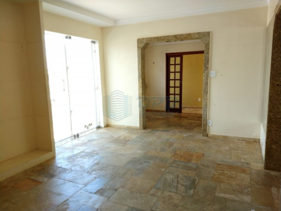 Imagem Casa à Venda, em Jardim Irajá - Ribeirão Preto Imagem Casa à Venda, em Jardim Irajá - Ribeirão Preto