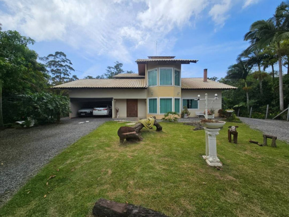 Imagem Casa com 3 Quartos à Venda, 210 m² em Balneário Barra Do Sul Imagem Casa com 3 Quartos à Venda, 210 m² em Balneário Barra Do Sul