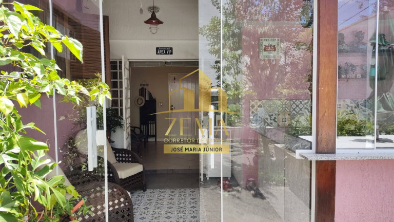 Imagem Casa com 3 Quartos à Venda, 250 m² em Vila Oliveira - Mogi Das Cruzes