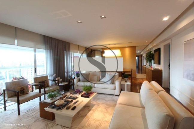Imagem Apartamento com 3 Quartos à Venda, 201 m² em Itaim Bibi - São Paulo