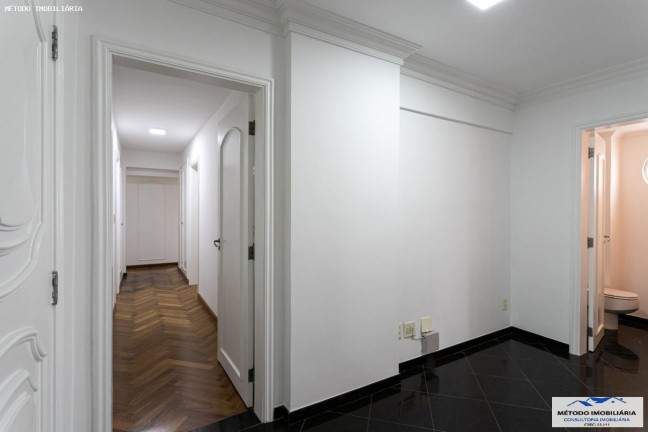 Imagem Imóvel com 4 Quartos à Venda, 222 m² em Jardim Paulista - São Paulo Imagem Imóvel com 4 Quartos à Venda, 222 m² em Jardim Paulista - São Paulo