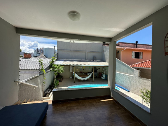 Imagem Casa com 3 Quartos à Venda, 310 m² em Jardim Atlântico - Florianópolis