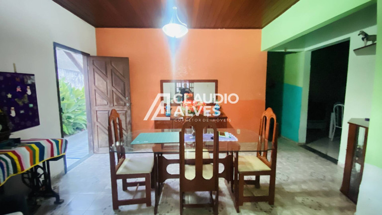 Imagem Casa com 3 Quartos à Venda, 200 m² em Conjunto Feira Vi - Feira De Santana Imagem Casa com 3 Quartos à Venda, 200 m² em Conjunto Feira Vi - Feira De Santana