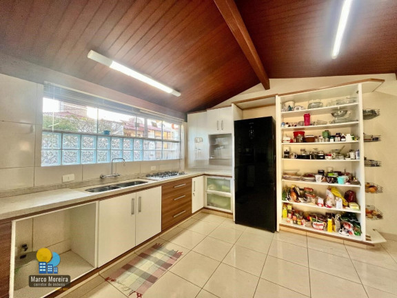 Imagem Casa com 4 Quartos à Venda, 205 m² em Itacorubi - Florianópolis Imagem Casa com 4 Quartos à Venda, 205 m² em Itacorubi - Florianópolis