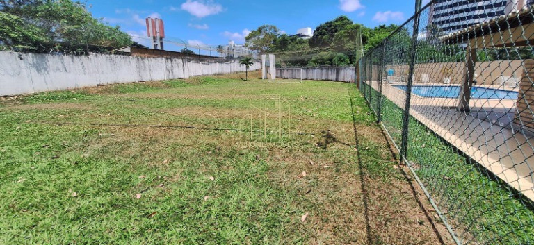 Imagem Imóvel com 4 Quartos à Venda, 240 m² em Pituba - Salvador Imagem Imóvel com 4 Quartos à Venda, 240 m² em Pituba - Salvador