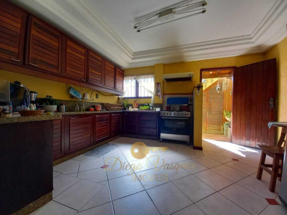 Imagem Casa com 6 Quartos à Venda, 5.000 m² em Bom Retiro - Teresópolis Imagem Casa com 6 Quartos à Venda, 5.000 m² em Bom Retiro - Teresópolis