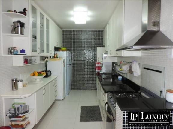 Imagem Casa com 5 Quartos à Venda, 400 m² em Vila Madalena - São Paulo Imagem Casa com 5 Quartos à Venda, 400 m² em Vila Madalena - São Paulo