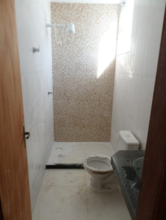 Imagem Casa com 2 Quartos à Venda, 150 m²