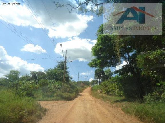 Imagem Terreno à Venda, 360 m² em Araças 3º Seção - Mateus Leme