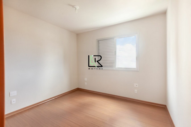 Imagem Apartamento com 3 Quartos à Venda, 77 m² em Santo Antônio - Belo Horizonte Imagem Apartamento com 3 Quartos à Venda, 77 m² em Santo Antônio - Belo Horizonte