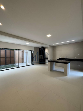 Imagem Sobrado com 3 Quartos à Venda, 186 m² em Residencial Village Garavelo - 2ª Etapa - Aparecida De Goiânia Imagem Sobrado com 3 Quartos à Venda, 186 m² em Residencial Village Garavelo - 2ª Etapa - Aparecida De Goiânia