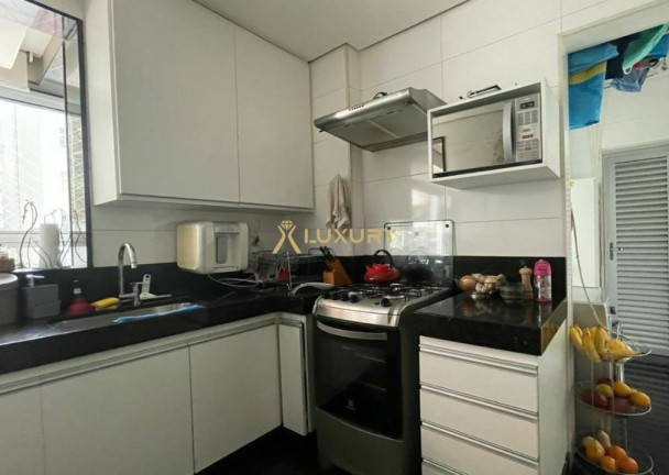 Imagem Imóvel com 3 Quartos à Venda, 95 m² em Santo Antônio - Belo Horizonte Imagem Imóvel com 3 Quartos à Venda, 95 m² em Santo Antônio - Belo Horizonte