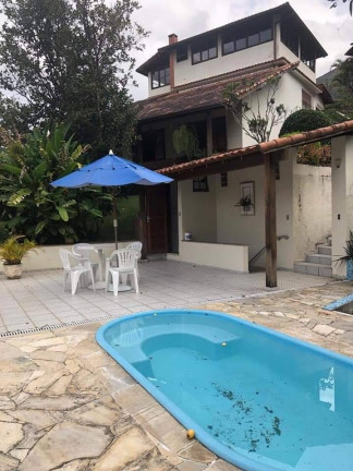 Imagem Casa com 6 Quartos à Venda, 1 m² em Vale Dos Pinheiros - Nova Friburgo Imagem Casa com 6 Quartos à Venda, 1 m² em Vale Dos Pinheiros - Nova Friburgo