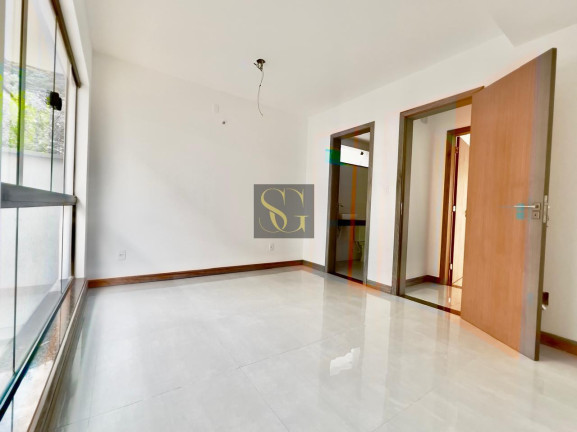 Imagem Casa de Condomínio com 3 Quartos à Venda, 104 m² em Alto - Teresópolis