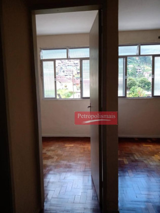 Imagem Apartamento com 1 Quarto à Venda, em Mosela - Petrópolis Imagem Apartamento com 1 Quarto à Venda, em Mosela - Petrópolis