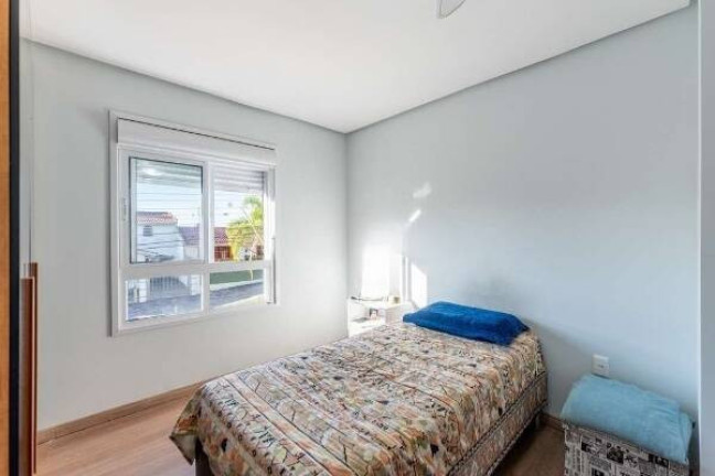 Imagem Casa com 3 Quartos à Venda, 137 m² em Chácara Das Pedras - Porto Alegre