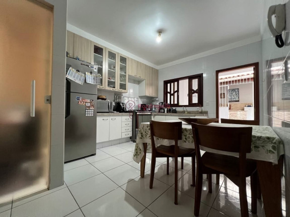 Imagem Casa com 3 Quartos à Venda, 130 m² em Vila Nova - Vila Velha Imagem Casa com 3 Quartos à Venda, 130 m² em Vila Nova - Vila Velha