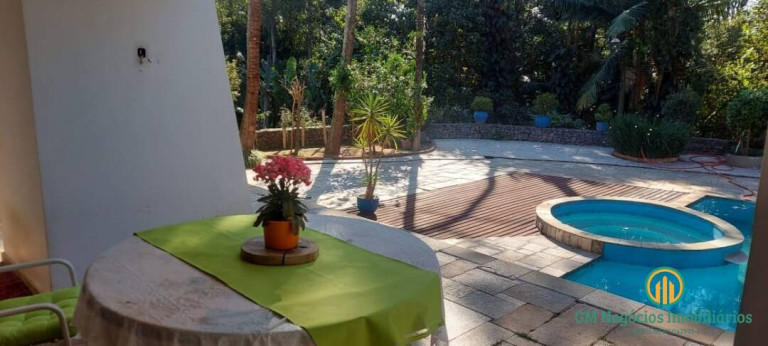 Imagem Casa com 5 Quartos à Venda, 1.490 m² em Granja Viana - Cotia