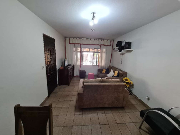 Sobrado com 2 Quartos à Venda, 124 m² em Interlagos - São Paulo