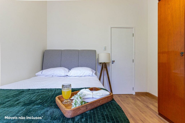 Imagem Imóvel com 1 Quarto à Venda, 45 m² em Copacabana - Rio De Janeiro Imagem Imóvel com 1 Quarto à Venda, 45 m² em Copacabana - Rio De Janeiro