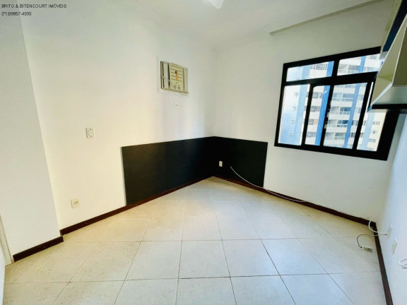 Imagem Imóvel com 3 Quartos à Venda, 135 m² em Pituba - Salvador Imagem Imóvel com 3 Quartos à Venda, 135 m² em Pituba - Salvador