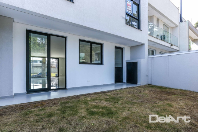 Imagem Casa com 3 Quartos à Venda, 224 m² em Uberaba - Curitiba