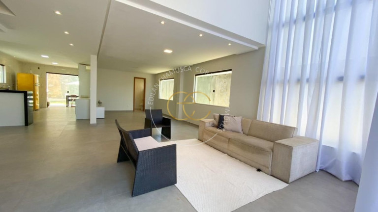 Imagem Casa de Condomínio com 3 Quartos à Venda, 240 m² em Catu De Abrantes (abrantes) - Camaçari Imagem Casa de Condomínio com 3 Quartos à Venda, 240 m² em Catu De Abrantes (abrantes) - Camaçari
